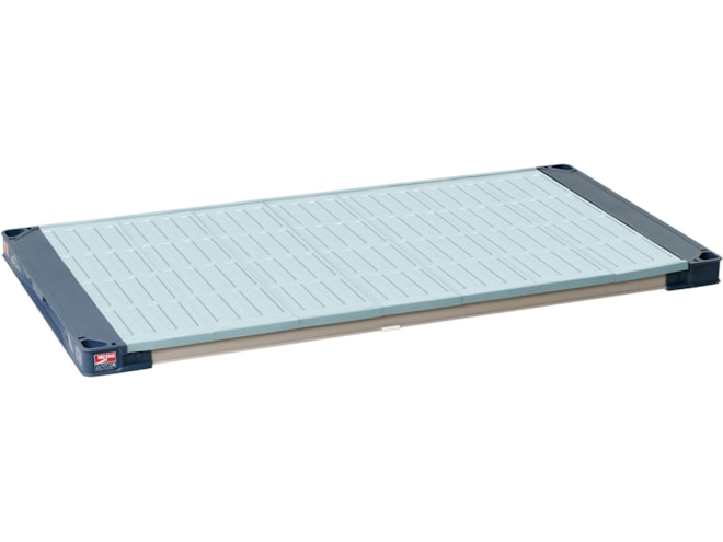 Metro MetroMax 4 Plastic Industrial Shelf with Solid Mat